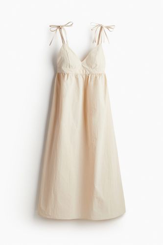 Nylonkleid mit Bindeträgern Hellbeige, Alltagskleider in Größe XL. Farbe: - H&M - Modalova