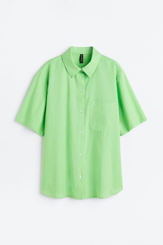 Kurzarmhemd Knallgrün, Freizeithemden in Größe XS. Farbe: - H&M - Modalova
