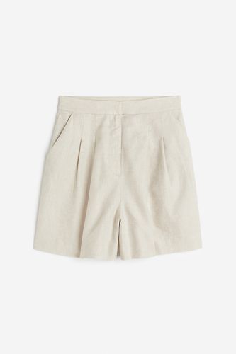 Shorts aus Leinenmix Hellbeige in Größe 50. Farbe: - H&M - Modalova