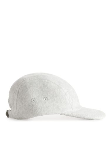 Fleece-Kappe Graumeliert, Caps in Größe 116/140. Farbe: - Arket - Modalova