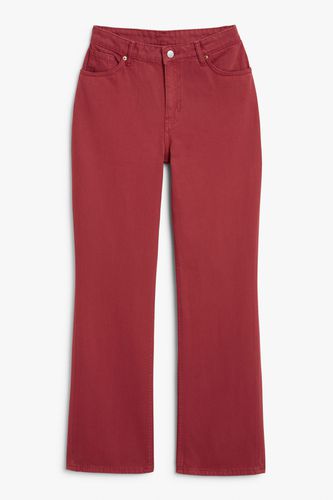 Hoch sitzende rote Jeans Nea mit Bootcut Rot, Straight in Größe W 32. Farbe: - Monki - Modalova