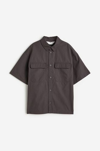 Kurzarmhemd Dunkelgrau, Hemden & Blusen in Größe 140. Farbe: - H&M - Modalova