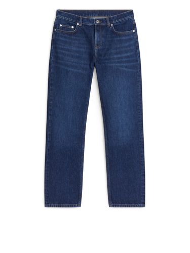 HAZEL Low Straight Jeans Vintageblau in Größe W 28. Farbe: - Arket - Modalova