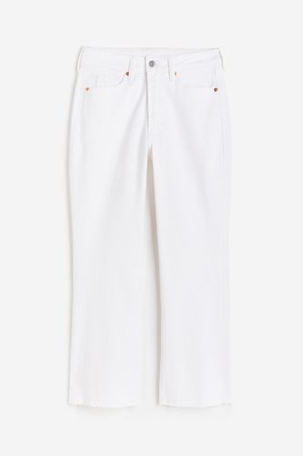 Flared High Cropped Jeans Weiß, Straight in Größe 60. Farbe: - H&M - Modalova