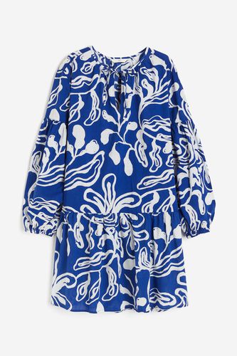 Baumwollkleid Blau/Weiß gemustert, Alltagskleider in Größe XL. Farbe: - H&M - Modalova