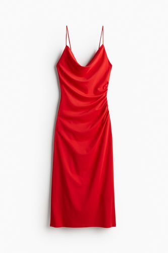 Drapiertes Kleid mit Wasserfall-Ausschnitt Knallrot, Alltagskleider in Größe L. Farbe: - H&M - Modalova