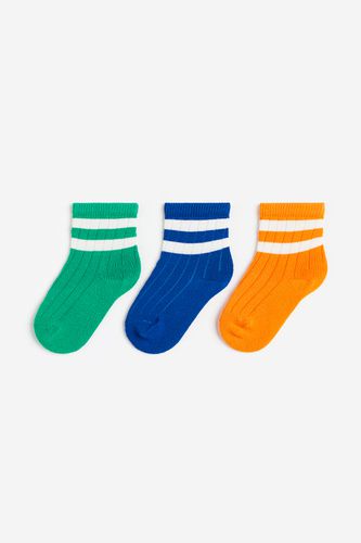Er-Pack Socken Knallgrün/Gestreift in Größe 13/15. Farbe: - H&M - Modalova