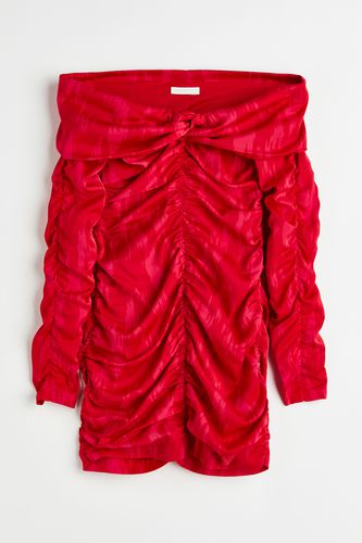 Off-Shoulder-Kleid mit Raffungen Rot/Gemustert, Alltagskleider in Größe 38. Farbe: - H&M - Modalova
