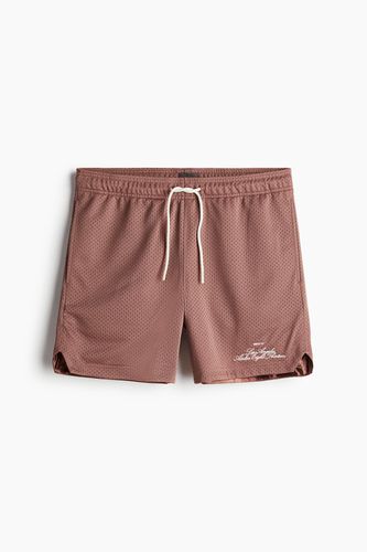 Mesh-Shorts in Regular Fit Ziegelrot Größe L. Farbe: - H&M - Modalova