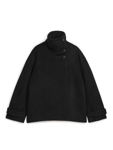 Flauschige Jacke aus Wollmischung Schwarz, Jacken in Größe 36. Farbe: - Arket - Modalova