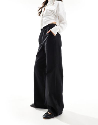Pantaloni a fondo ampio neri effetto lino - 4th & Reckless - Modalova
