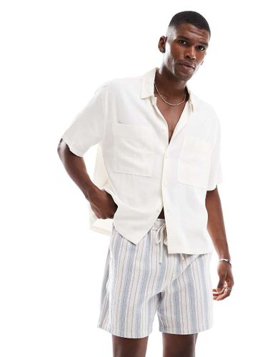 Short texturé rayé à taille élastique - Cotton On - Modalova