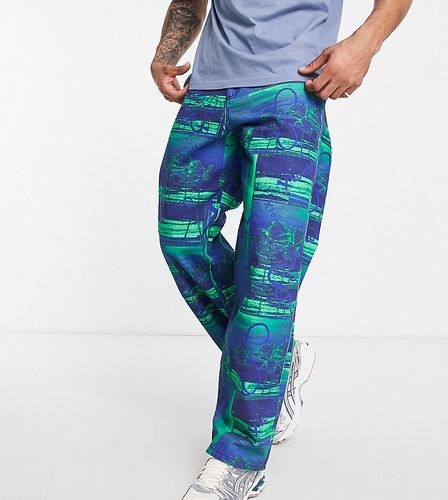 X014 - Jeans ampi con stampa blu e verde - Collusion - Modalova