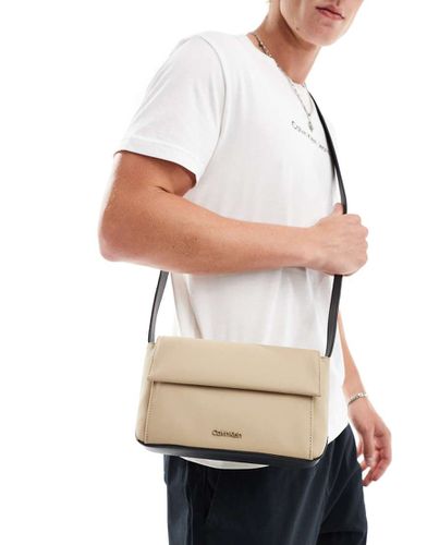 Camera bag beige - Calvin Klein - Modalova