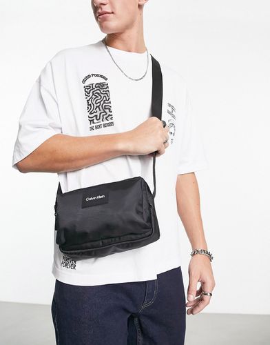 Camera bag nera con logo - Calvin Klein - Modalova