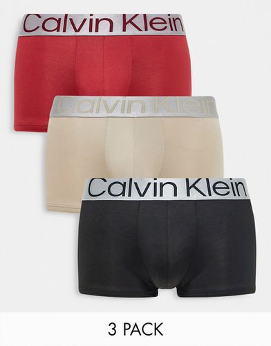 Confezione da 3 boxer aderenti a vita bassa nero, grigio e rosso con fascia in vita a contrasto - Calvin Klein - Modalova
