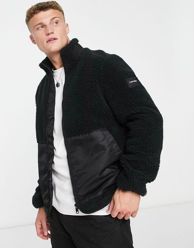 Giacca con zip in misto poliestere e pile borg nera - Calvin Klein - Modalova