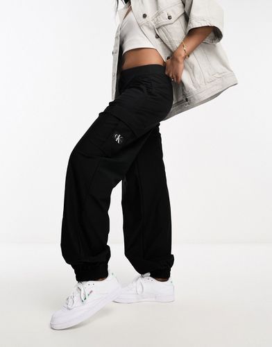 Mix Media - Pantaloni cargo tecnici neri - Calvin Klein Jeans - Modalova