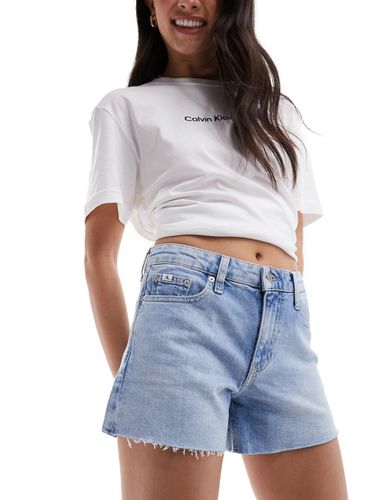 Pantaloncini di jeans a vita medio alta lavaggio chiaro - Calvin Klein Jeans - Modalova