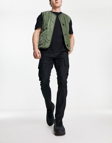 Pantaloni cargo nero slavato con stemma del logo - Calvin Klein Jeans - Modalova