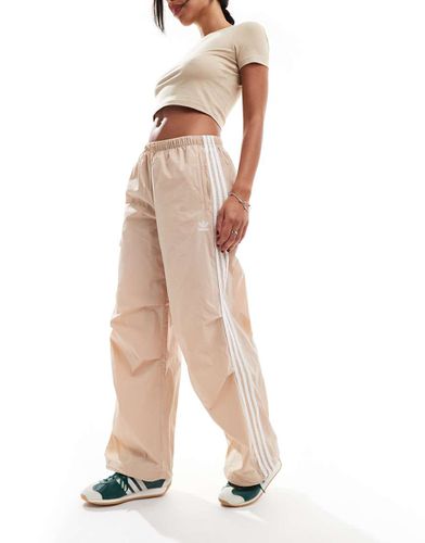 Joggers beige con 3 strisce - adidas Originals - Modalova