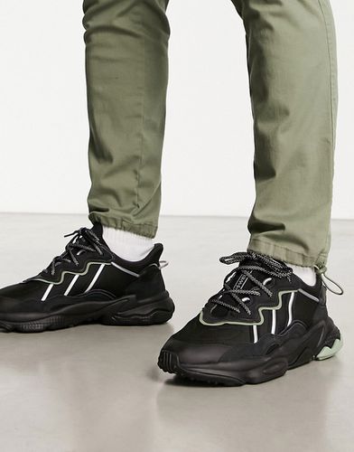 Ozweego - Sneakers nere e argento - adidas Originals - Modalova