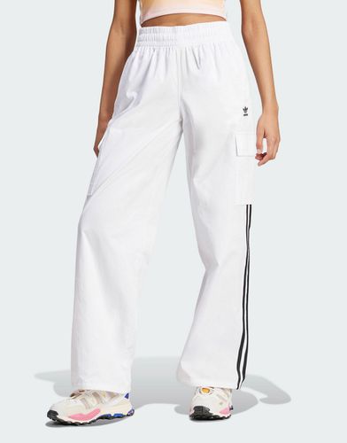 Pantaloni cargo bianchi con 3 strisce - adidas Originals - Modalova