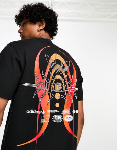 Rekive - T-shirt nera con grafica grande sulla schiena - adidas Originals - Modalova