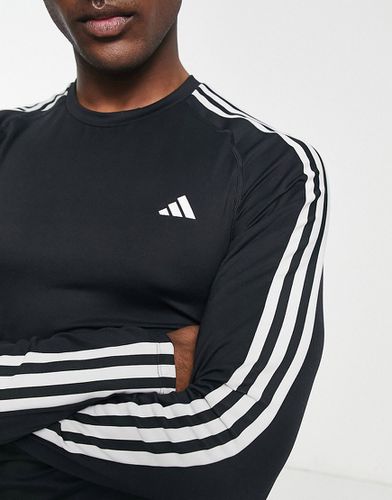 Adidas - Training Tech Fit - T-shirt nera con le 3 strisce - adidas performance - Modalova