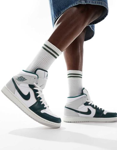 Air 1 Mid - Sneakers alte bianche, grigie e verde scuro - Jordan - Modalova