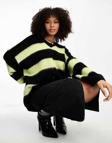 Lou - Maglione oversize e verde a righe con scollo a V - In esclusiva per ASOS - AllSaints - Modalova