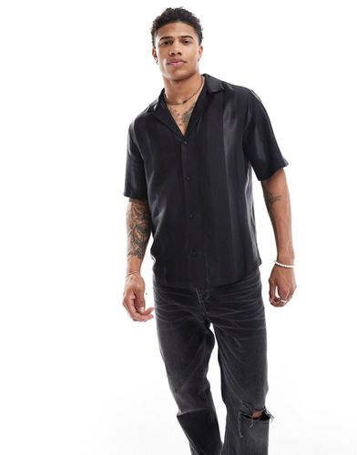 Camicia a maniche corte nera vestibilità classica con colletto con rever - ASOS DESIGN - Modalova