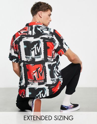 Camicia comoda con rever e stampa MTV - ASOS DESIGN - Modalova