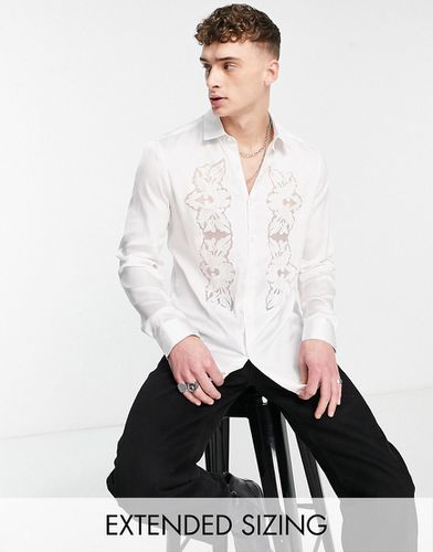Camicia in raso bianca con pannelli in pizzo cut-out - ASOS DESIGN - Modalova