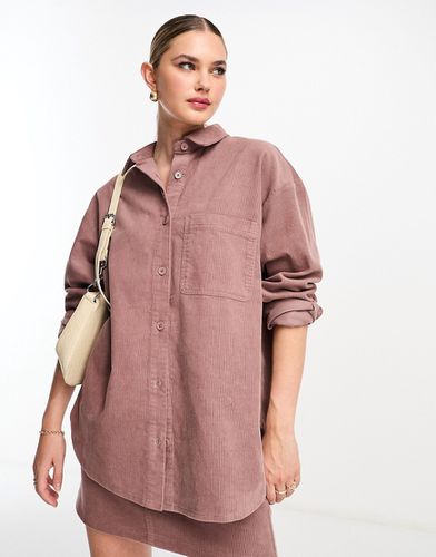 Camicia oversize in velluto a coste color visone - ASOS DESIGN - Modalova