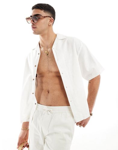 Camicia squadrata oversize in misto lino bianca con rever - ASOS DESIGN - Modalova