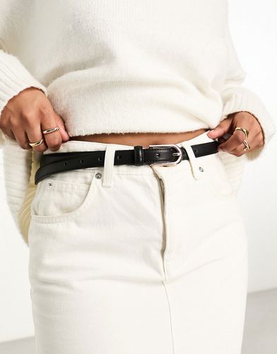 Cintura per jeans sottile per vita e fianchi oro - ASOS DESIGN - Modalova