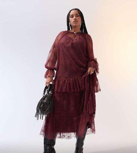 ASOS DESIGN Curve - Vestito lungo in pizzo bordeaux con volant - ASOS Curve - Modalova