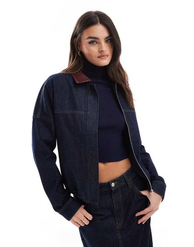 Giacca di jeans color indaco con polsini e colletto a contrasto - ASOS DESIGN - Modalova