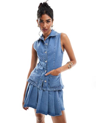 Gilet aderente in denim medio - ASOS DESIGN - Modalova