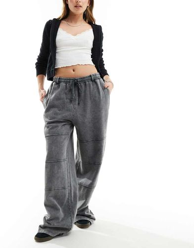 Joggers dritti antracite lavaggio acido con cuciture a vista - ASOS DESIGN - Modalova