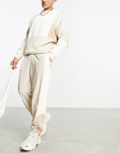 Joggers oversize beige con pannelli colorblock in velluto a coste in coordinato - ASOS DESIGN - Modalova