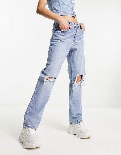Jeans dritti ampi azzurri con strappi sulle ginocchia - ASOS DESIGN - Modalova