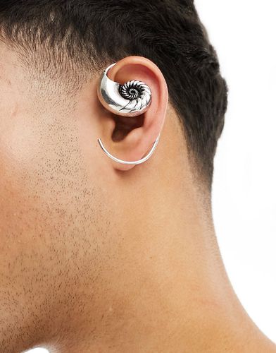 Orecchino ear cuff argentato con design a forma di conchiglia - ASOS DESIGN - Modalova