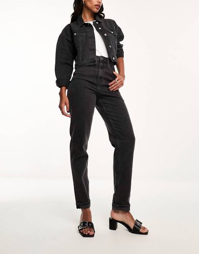 Mom jeans slim slavato - ASOS DESIGN - Modalova