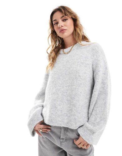 Maglione oversize grigio ghiaccio in misto lana soffice con maniche ampie - ASOS DESIGN - Modalova