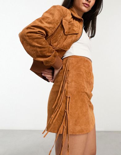Minigonna in vero camoscio color cuoio con frange - ASOS DESIGN - Modalova