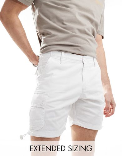 Pantaloncini cargo slim lunghezza media bianchi - ASOS DESIGN - Modalova