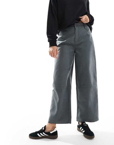 Pantaloni a cilindro in camoscio sintetico antracite - ASOS DESIGN - Modalova