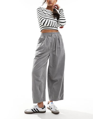 Pantaloni corti a palloncino a coste - ASOS DESIGN - Modalova